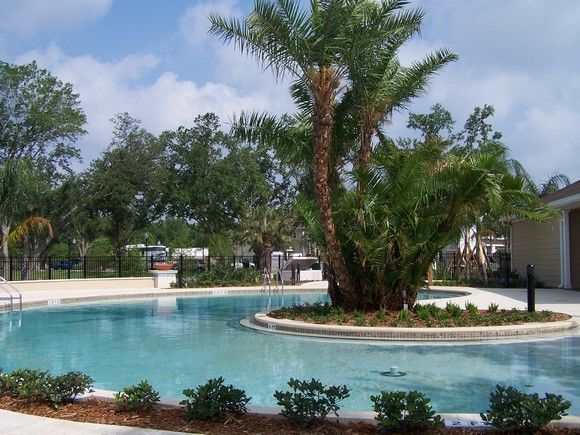 Lucaya Village Resort Кисими Екстериор снимка