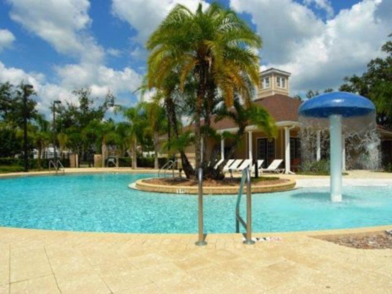 Lucaya Village Resort Кисими Екстериор снимка